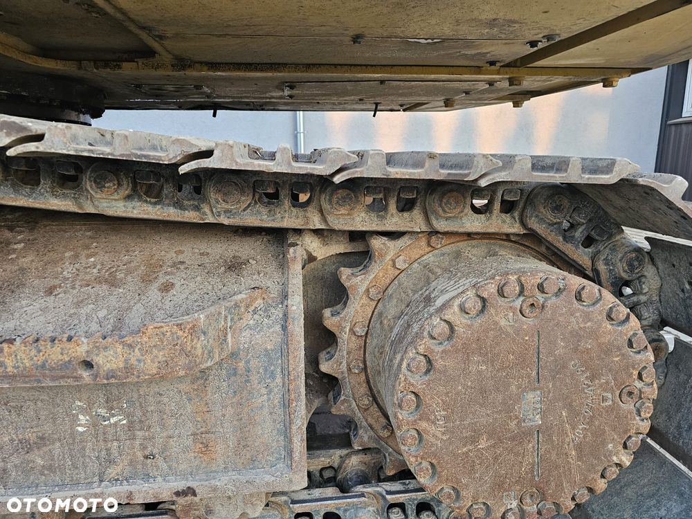 Komatsu PC 210LC-10 Plus - 12