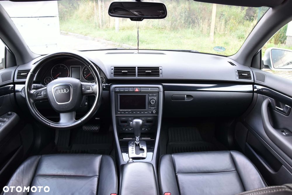 Audi A4 Avant - 10