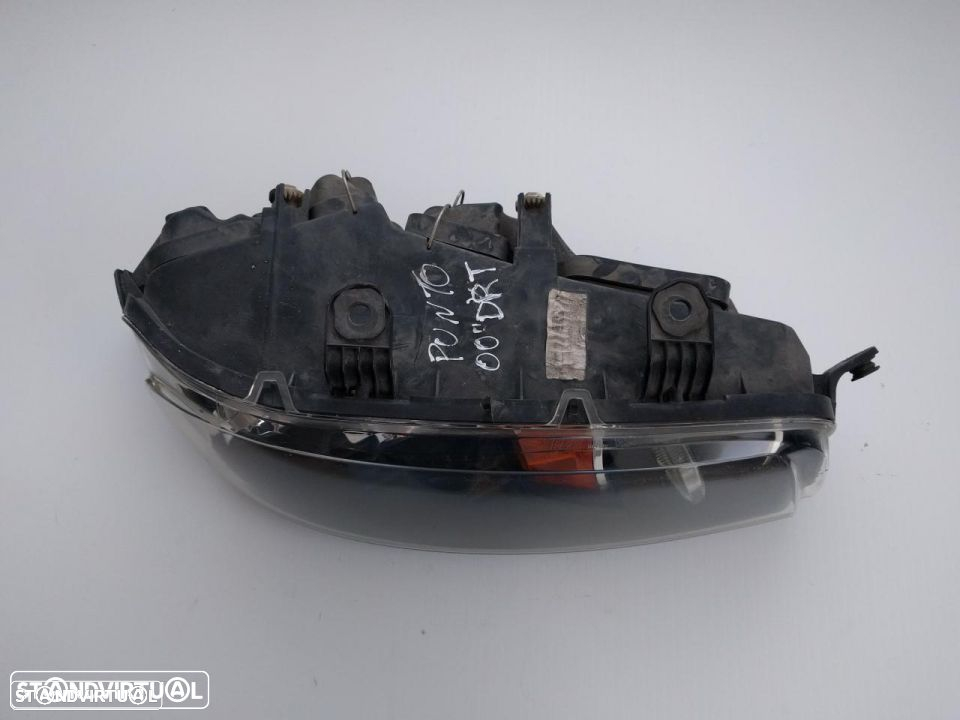 farol optica direito fiat punto 1999 a 2002 - 3