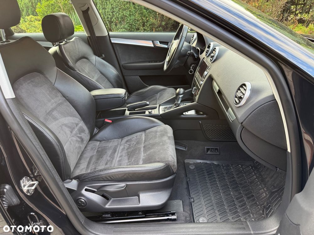 Audi A3 Sportback 1.4 TFSI S tronic Ambiente - 13