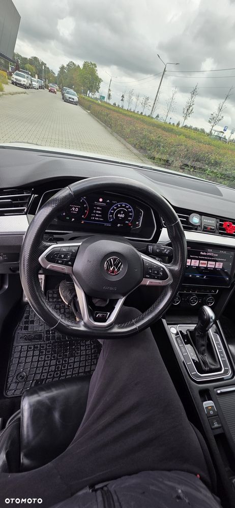 Volkswagen Passat - 14