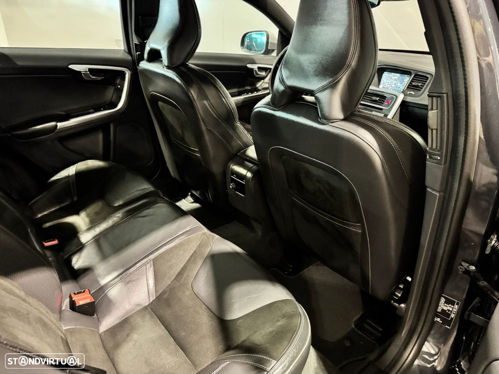 Volvo S60 2.0 D2 R-Design - 22