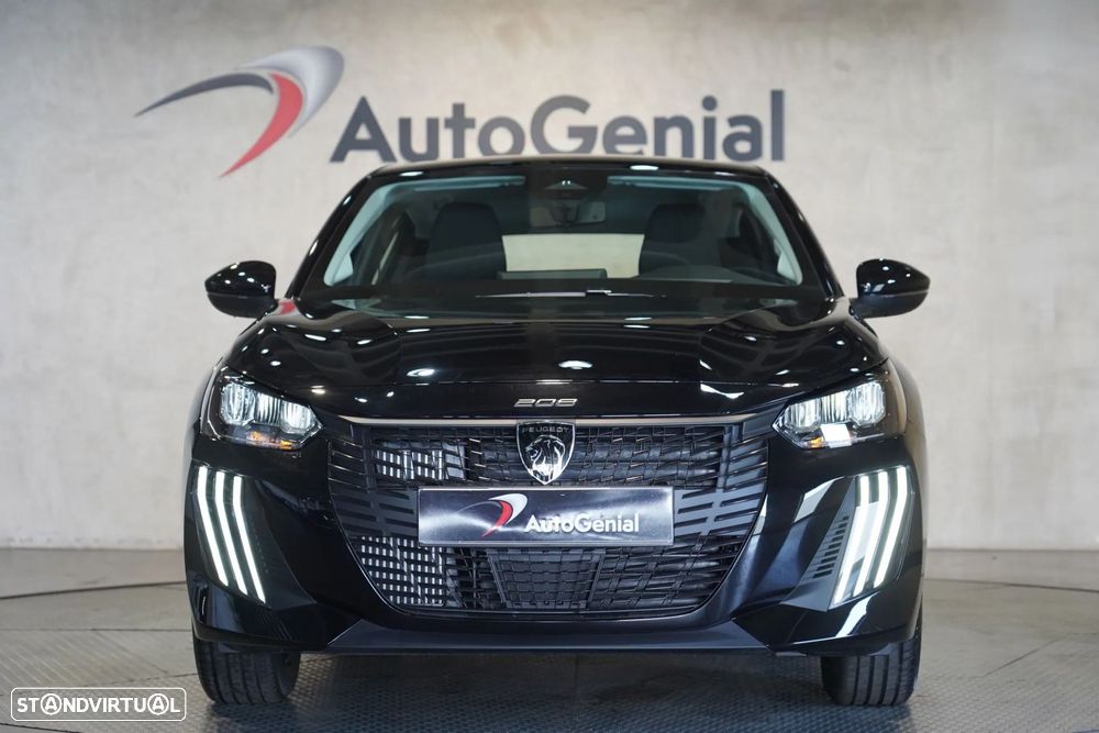 Peugeot 208 - 4
