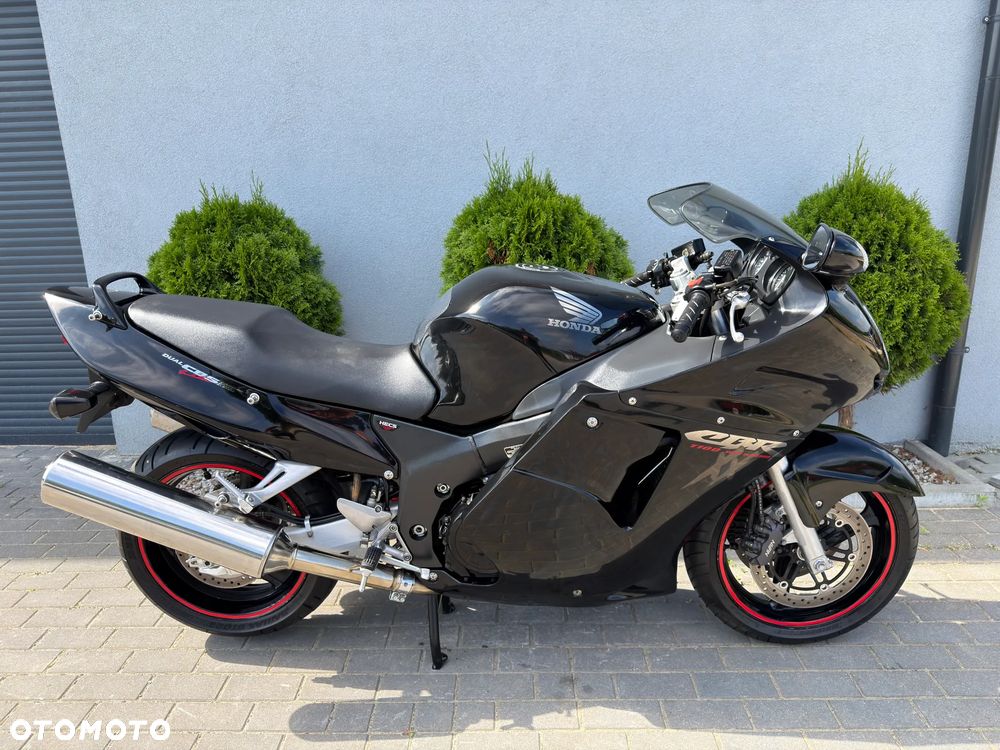 Honda CBR - 3