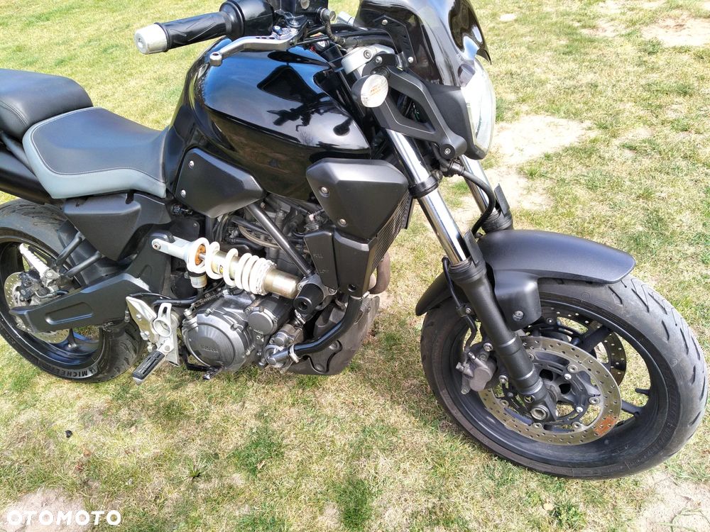 Yamaha MT - 3