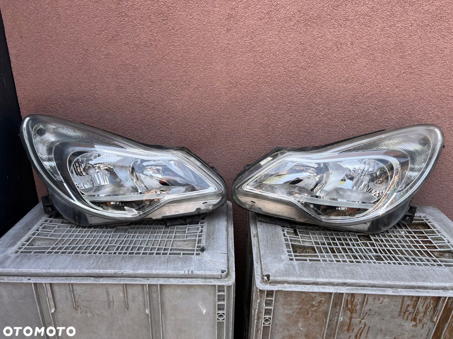 Lampa przednia OPEL CORSA D LIFT KOMPLET EUROPA ORYGINALNE VALEO - 1