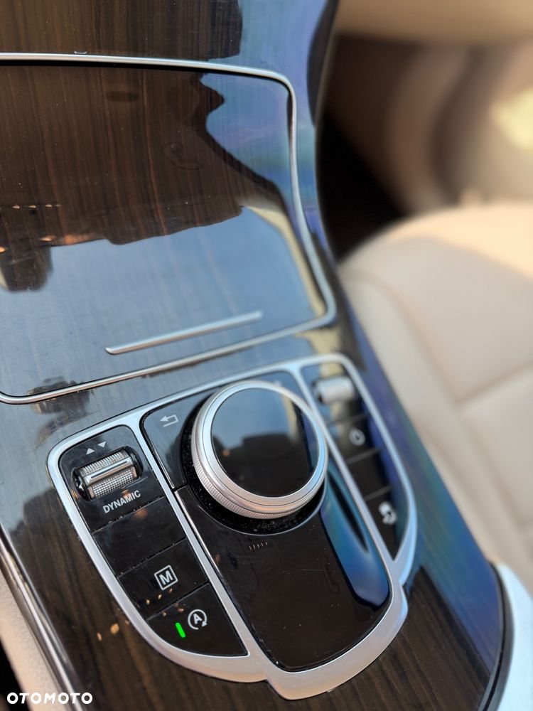Mercedes-Benz GLC - 20
