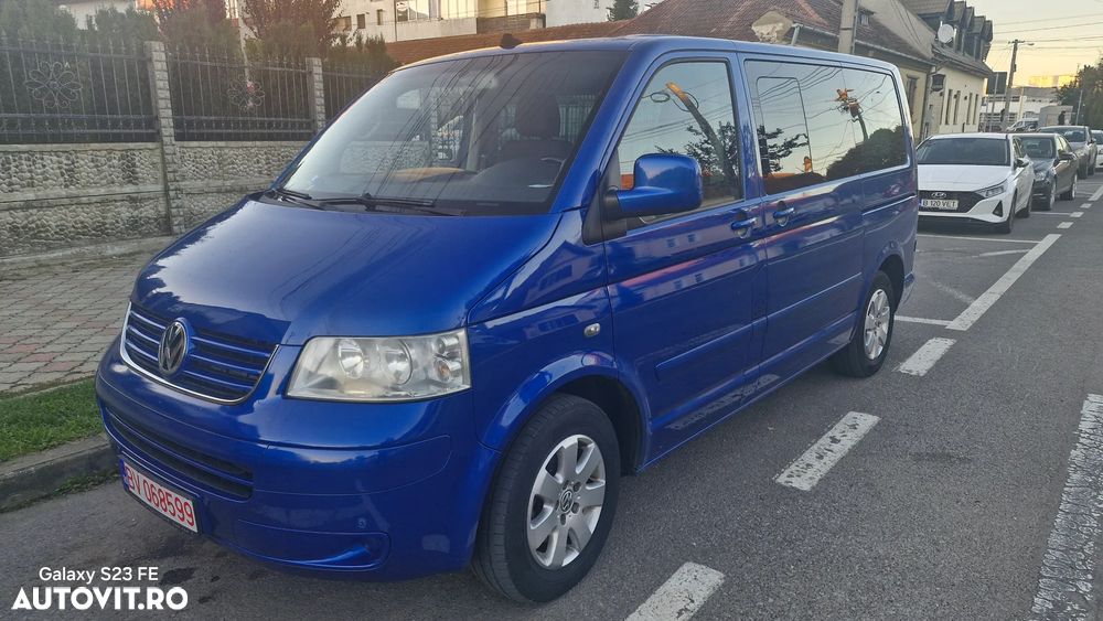Volkswagen Multivan - 12