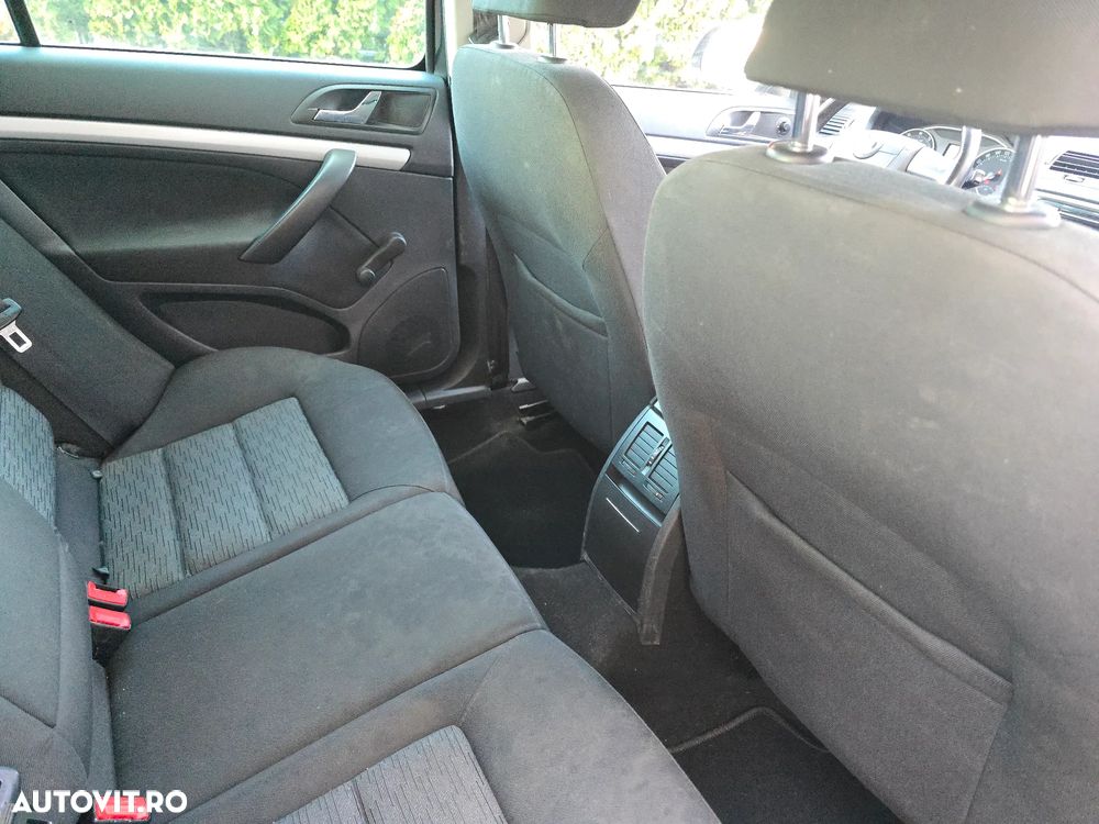 Skoda Octavia Combi 1.2 TSI FAMILY - 8