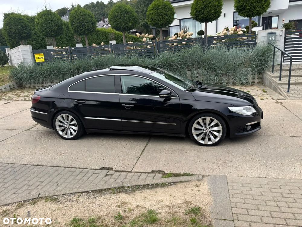 Volkswagen Passat - 2