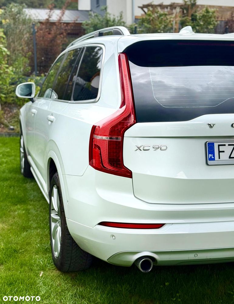 Volvo XC 90 D5 AWD Geartronic Momentum - 3
