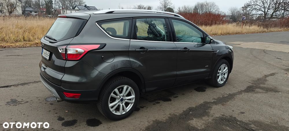 Ford Kuga - 5