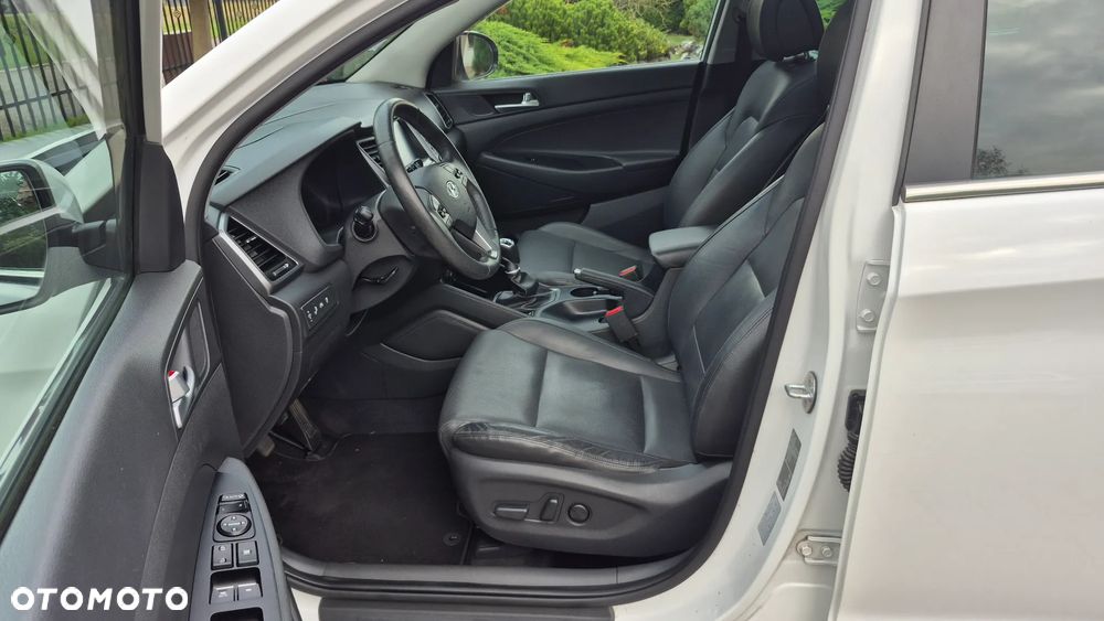 Hyundai Tucson - 27