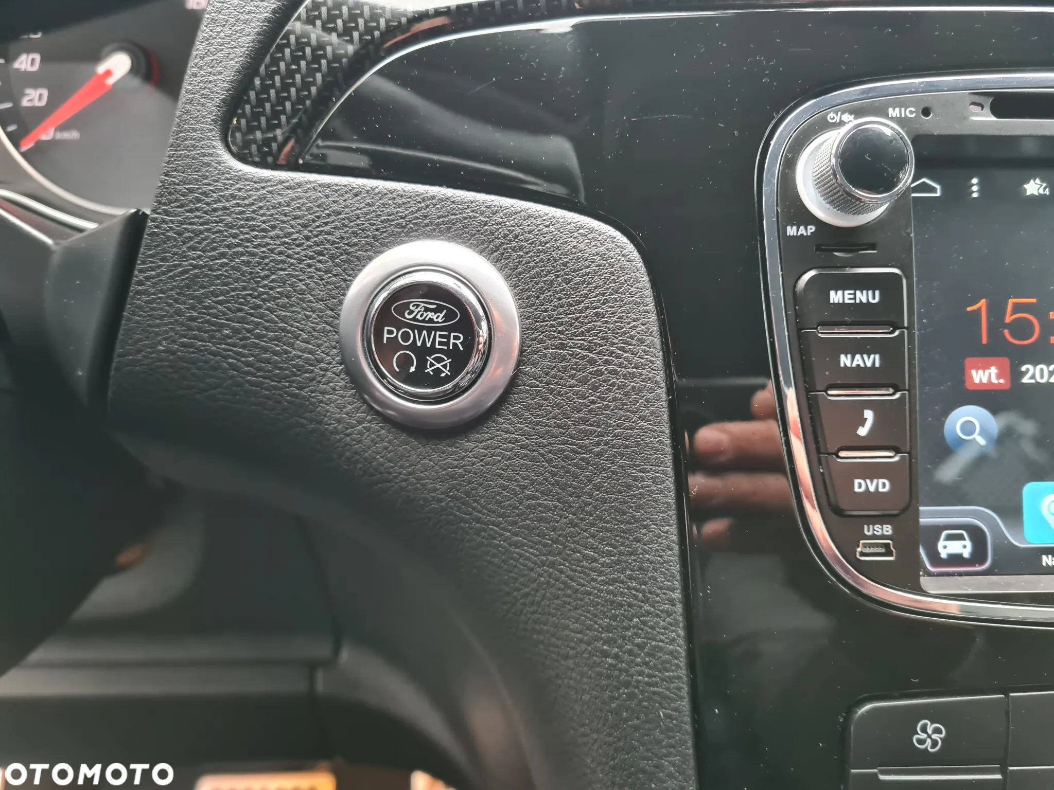 Ford S-Max - 22