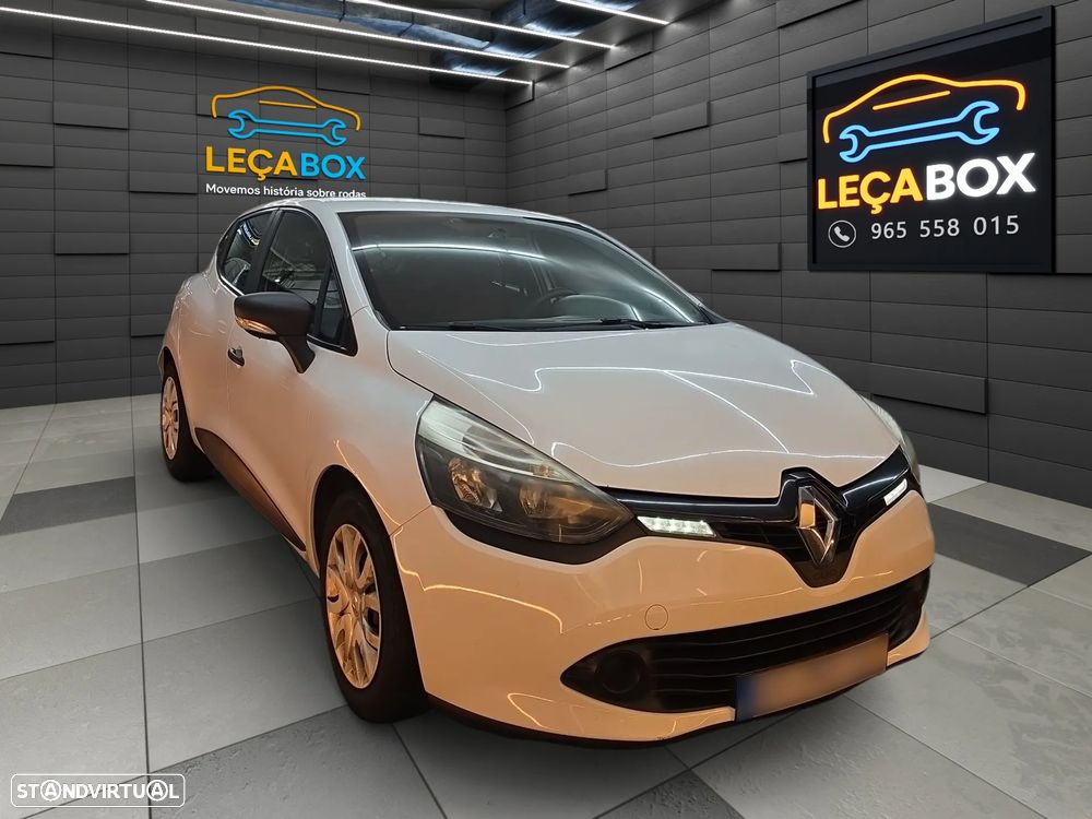 Renault CLIO - 2