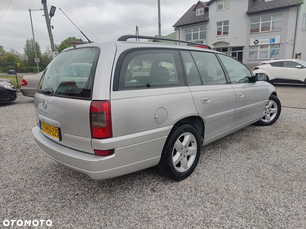 Opel Omega 2.2 Elegance - 5