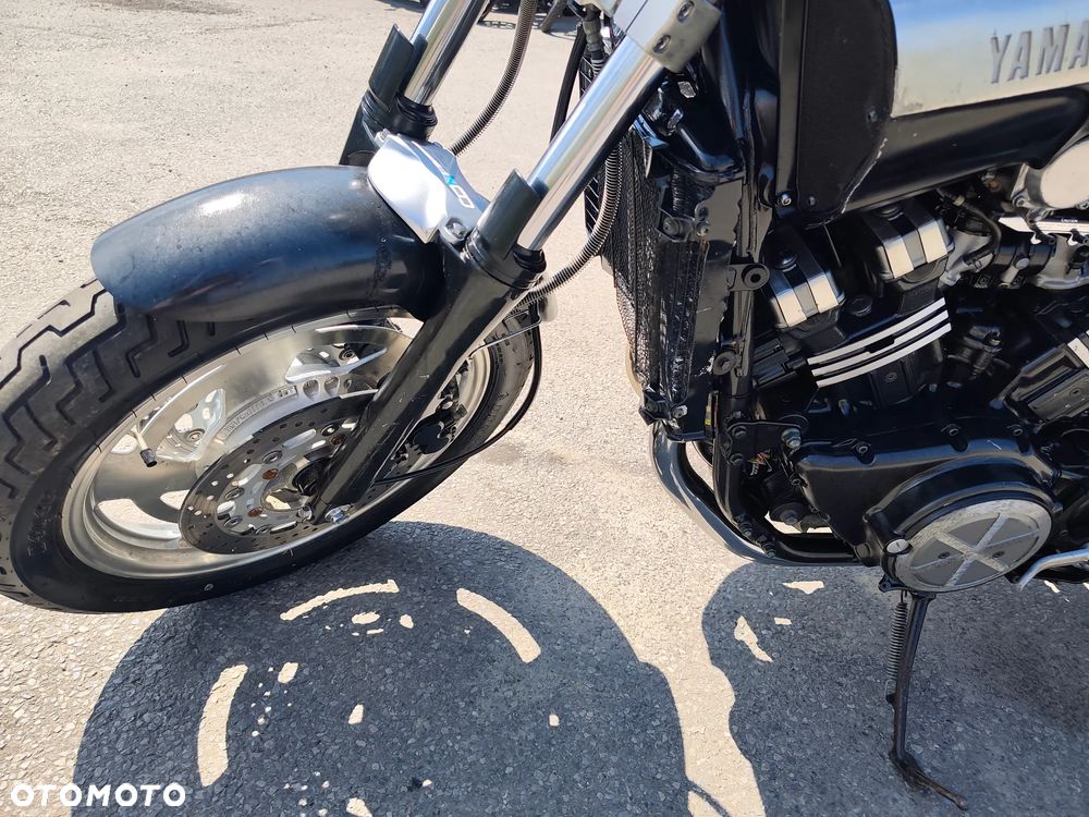 Yamaha Venture - 38