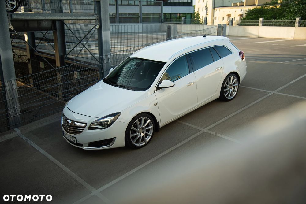 Opel Insignia 2.0 CDTI Cosmo ecoFLEX S&S - 11