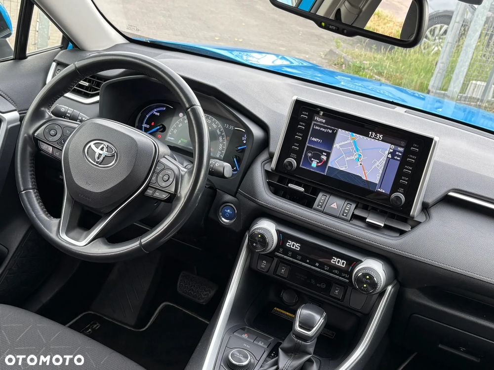 Toyota RAV4 - 22