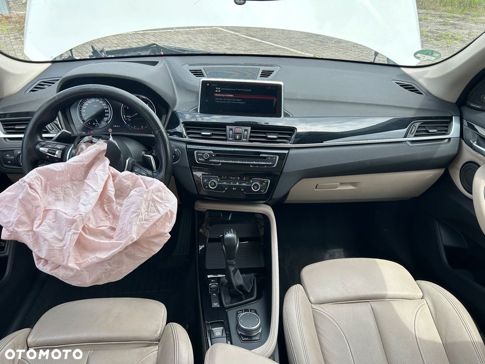 BMW X1 xDrive25d xLine - 16
