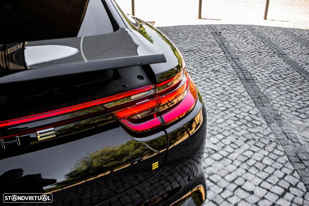 Porsche Panamera 4 E-Hybrid - 11