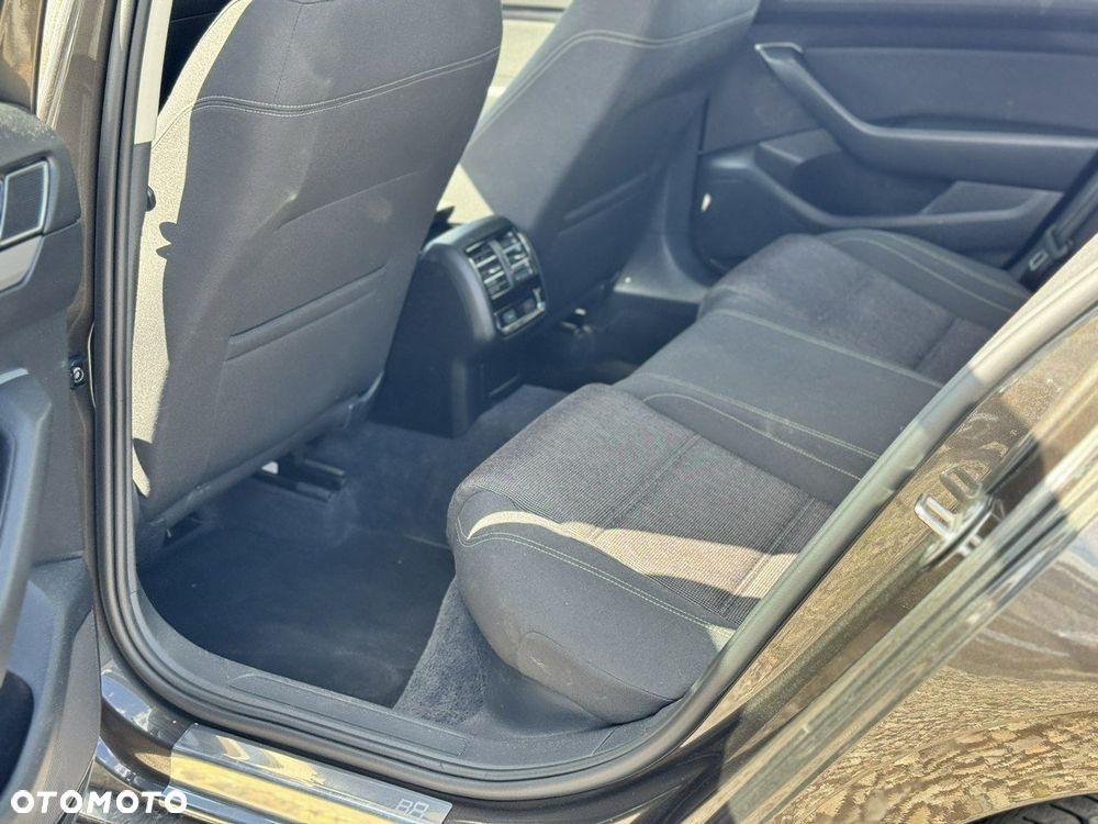 Volkswagen Passat 1.5 TSI EVO Comfortline - 27