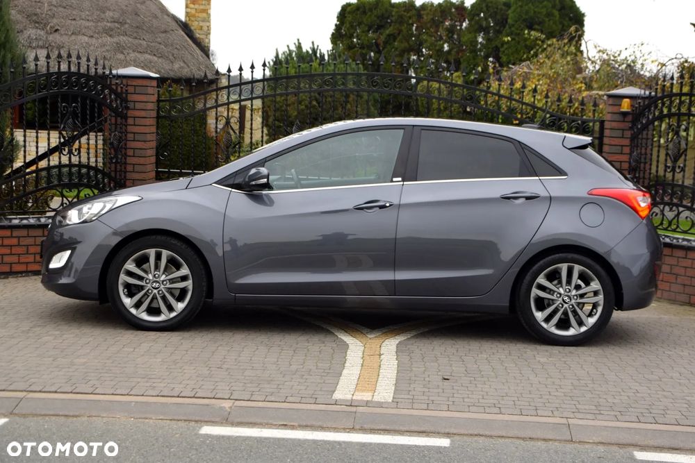 Hyundai i30 blue 1.6 GDI Passion - 7