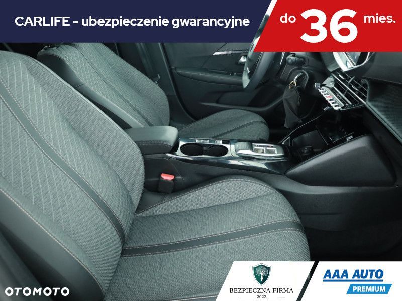 Peugeot 208 - 9