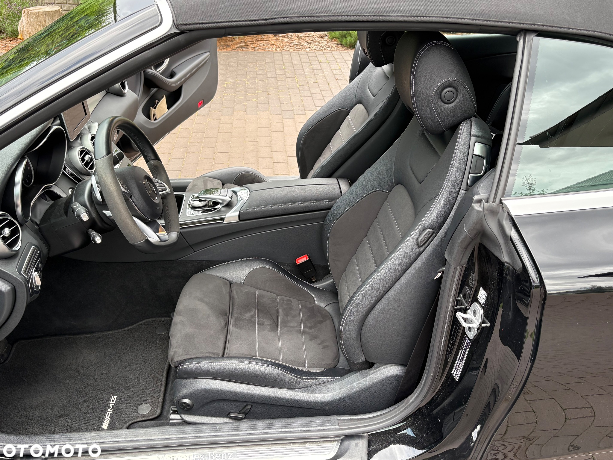 Mercedes-Benz Klasa C 180 Cabrio 9G-TRONIC AMG Line - 15