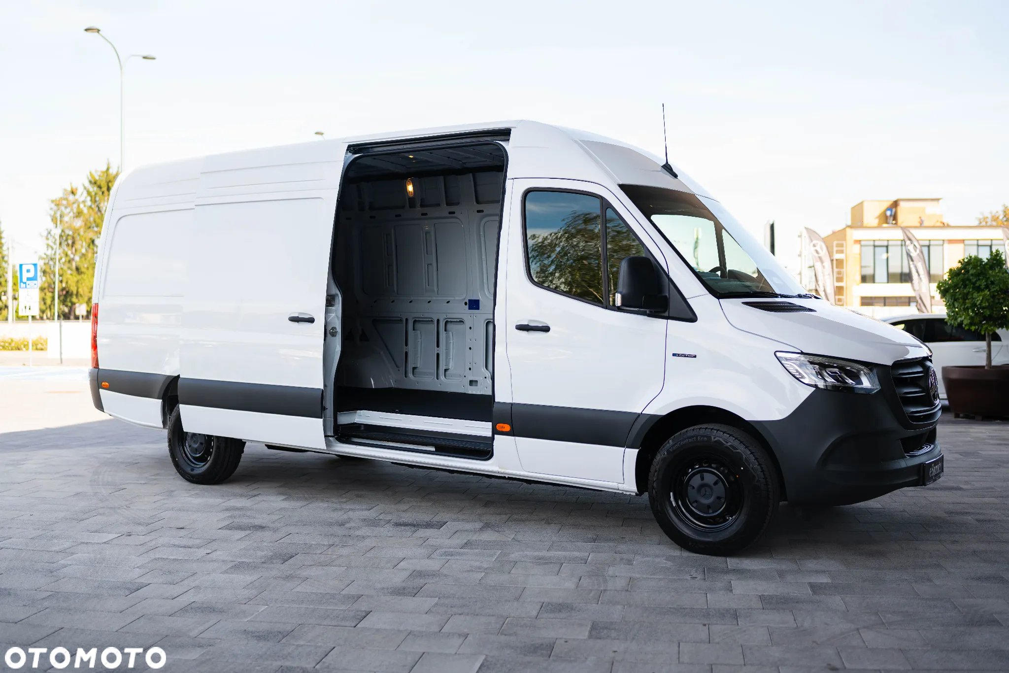 Mercedes-Benz eSprinter - 25
