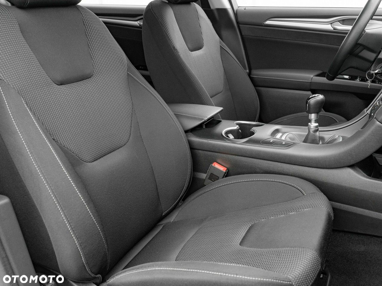 Ford Mondeo 2.0 EcoBlue Trend - 34