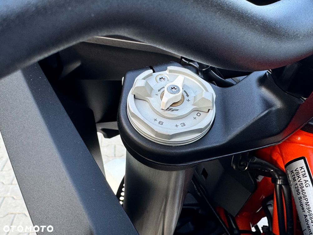 KTM Super Adventure - 19