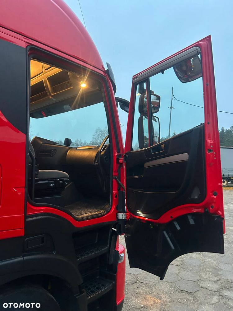 Iveco STRALIS 460 KM ACC / MEGA / LOW DECK / HI-WAY EURO 6 / 2016 ROK / DUŻE ZBIORNIKI PALIWA 1350 L / PRZÓD i TYŁ NA PODUSZCE / PRZEBIEG 864 324 KM !! - 22