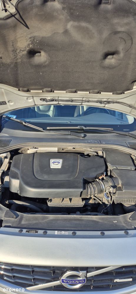 Volvo V60 D5 AWD Geartronic Summum - 21
