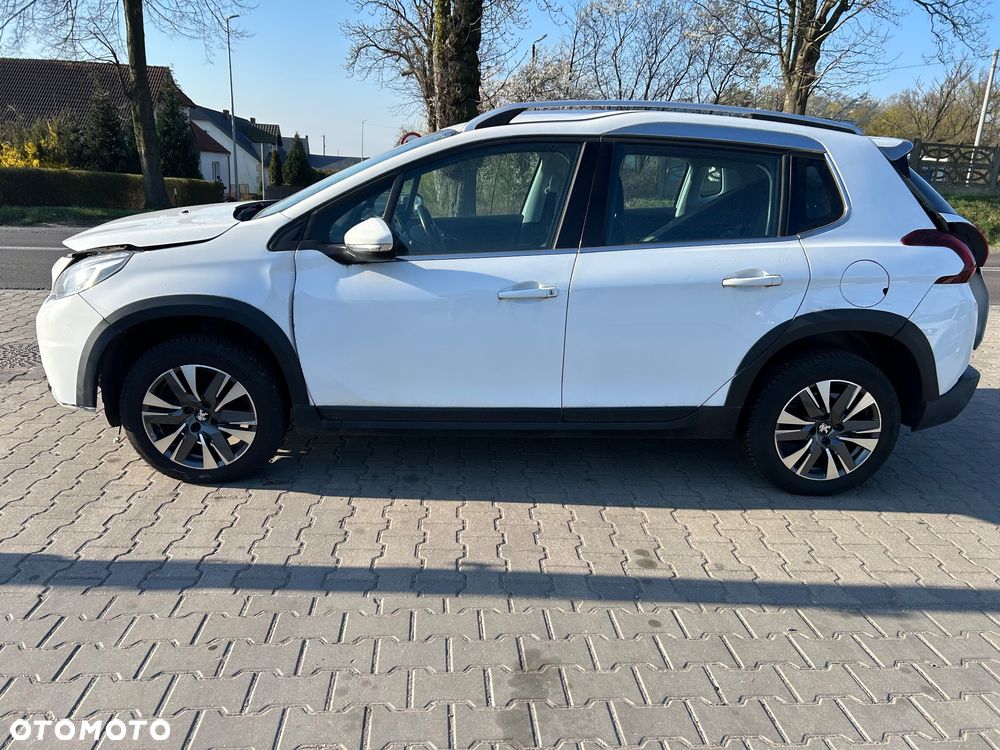 Peugeot 2008 - 5