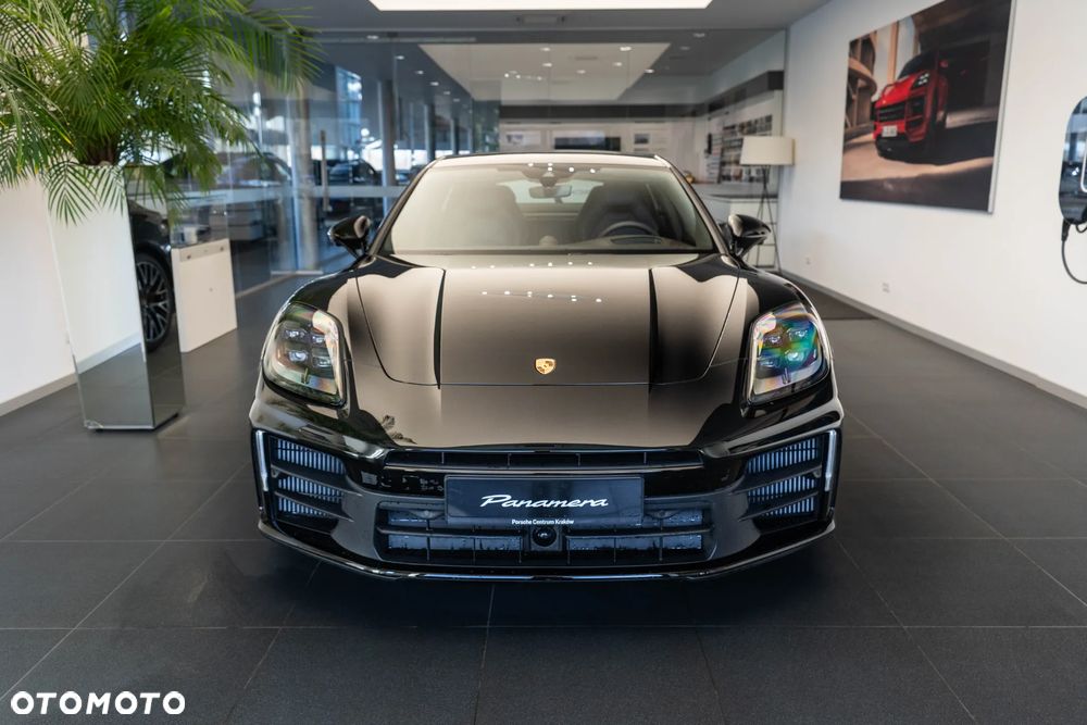 Porsche Panamera 4 E-Hybrid PHEV - 4