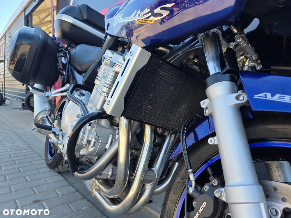 Suzuki Bandit - 18