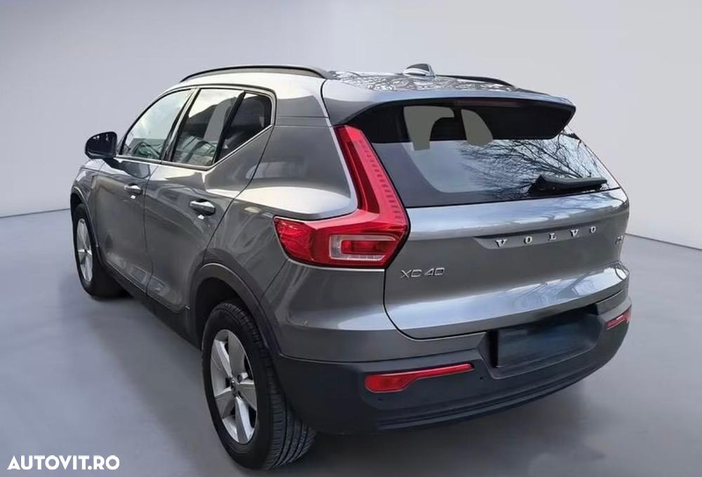 Volvo XC 40 - 5