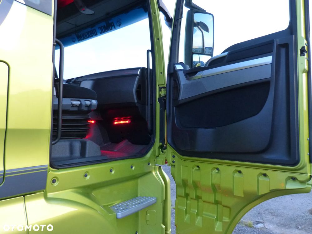 MAN TGX 18.400 POMOC DROGOWA / AUTOLAWETA / SPECJALNY / WERSJA TOP /  NOWY NAJAZD LORH 8.2 M / EURO 6 - 38