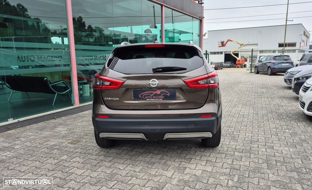 Nissan Qashqai 1.5 dCi N-Connecta 18 - 6