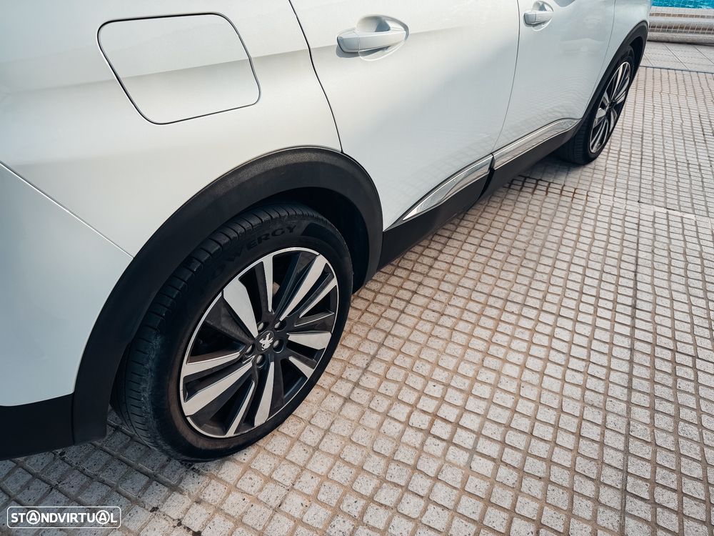 Peugeot 3008 BlueHDi 130 Stop & Start EAT8 Allure - 5