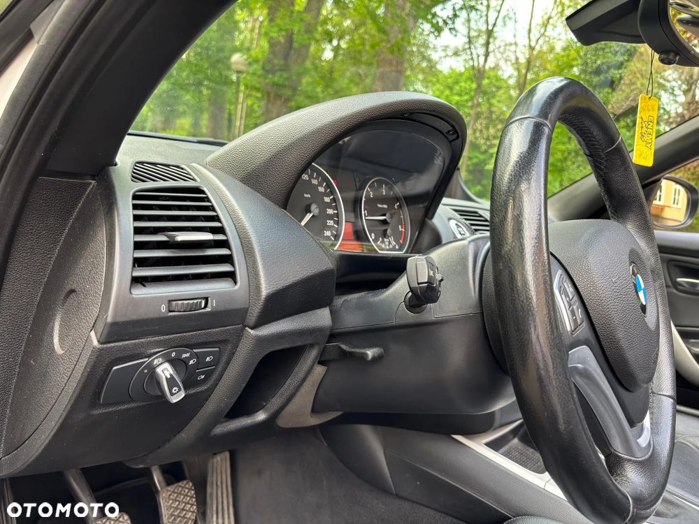 BMW Seria 1 118d - 28