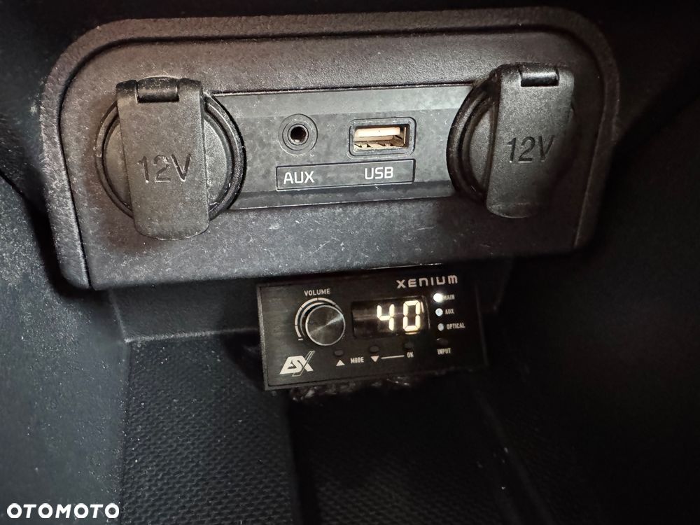 Kia Rio - 38