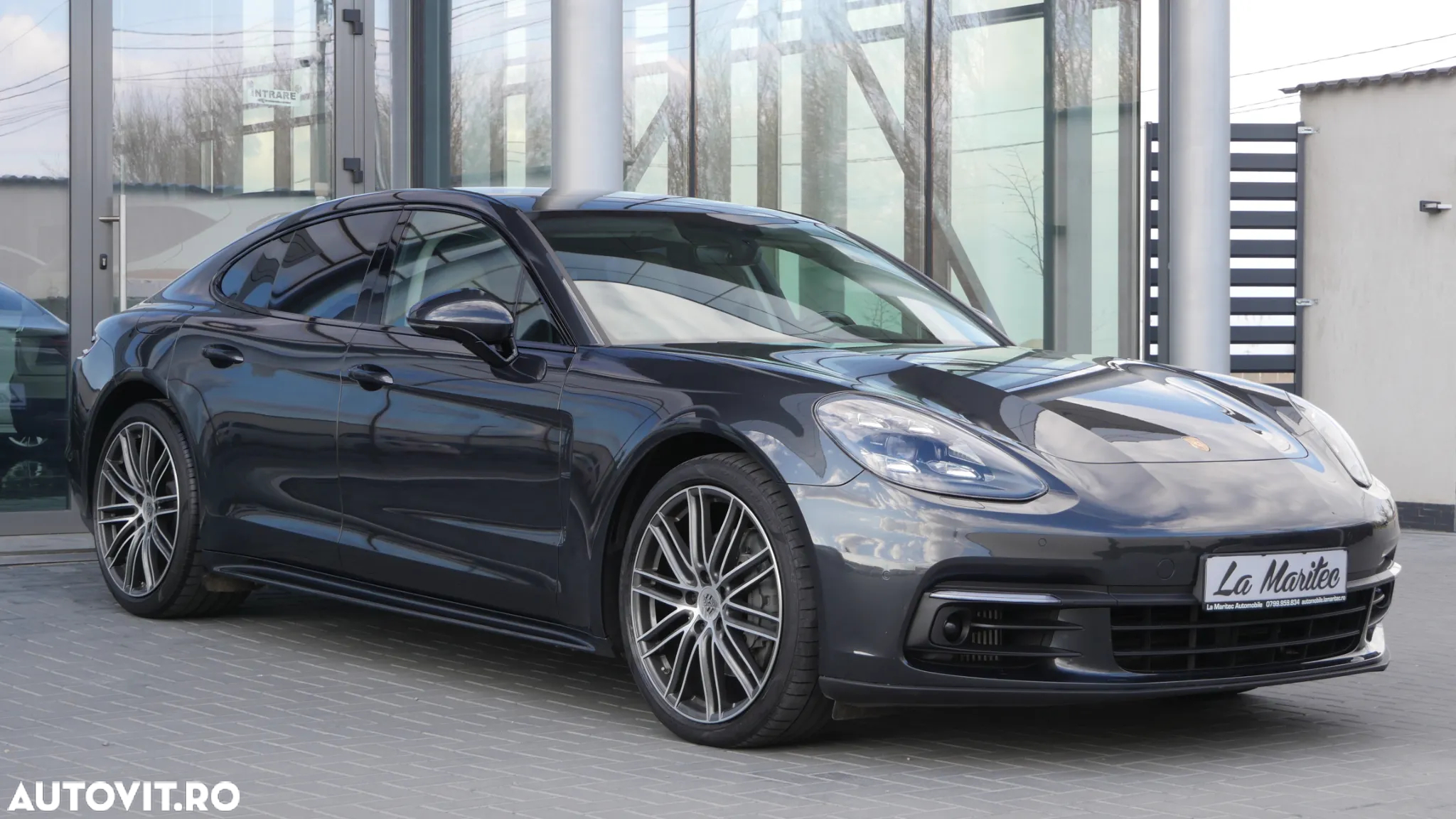 Porsche Panamera 4S - 2