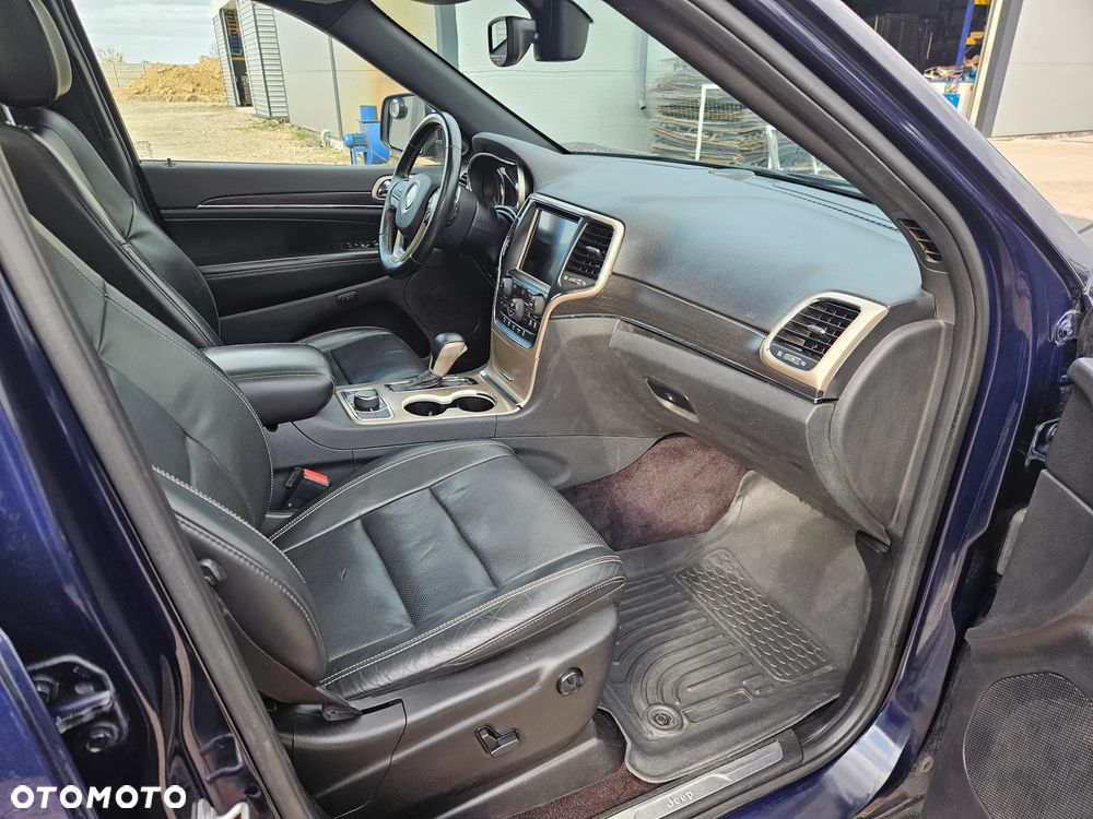 Jeep Grand Cherokee - 10