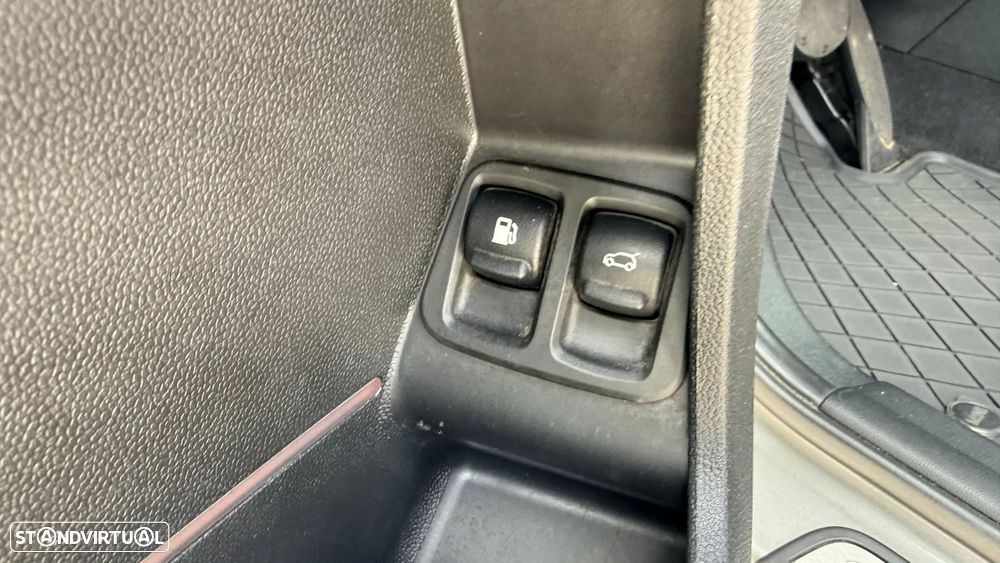 MINI Countryman Cooper SE ALL4 Auto - 43