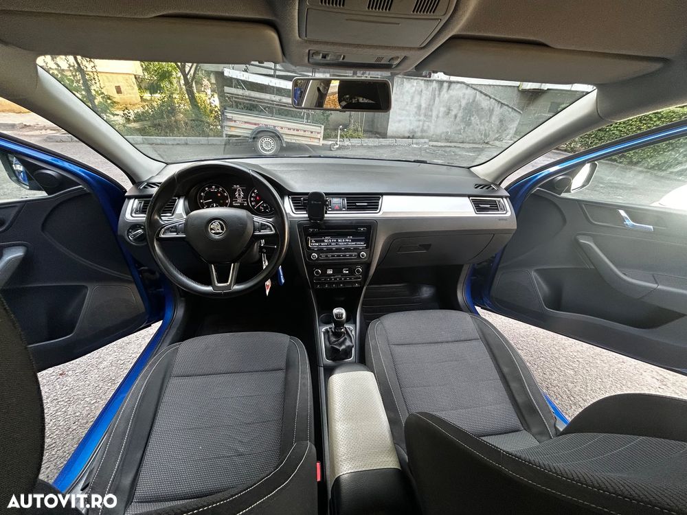 Skoda RAPID 1.2 TSI Ambition - 12