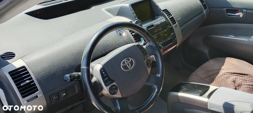 Toyota Prius 1.5 VVT-i Sol (nav) - 6