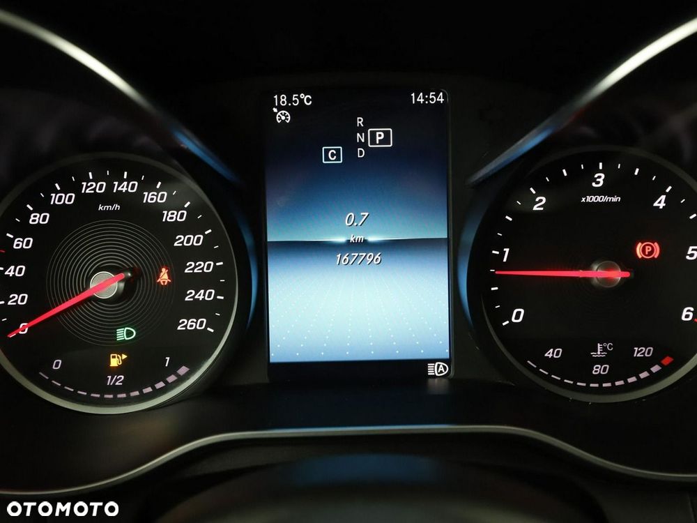 Mercedes-Benz Klasa C 220 d 9G-TRONIC Avantgarde - 23