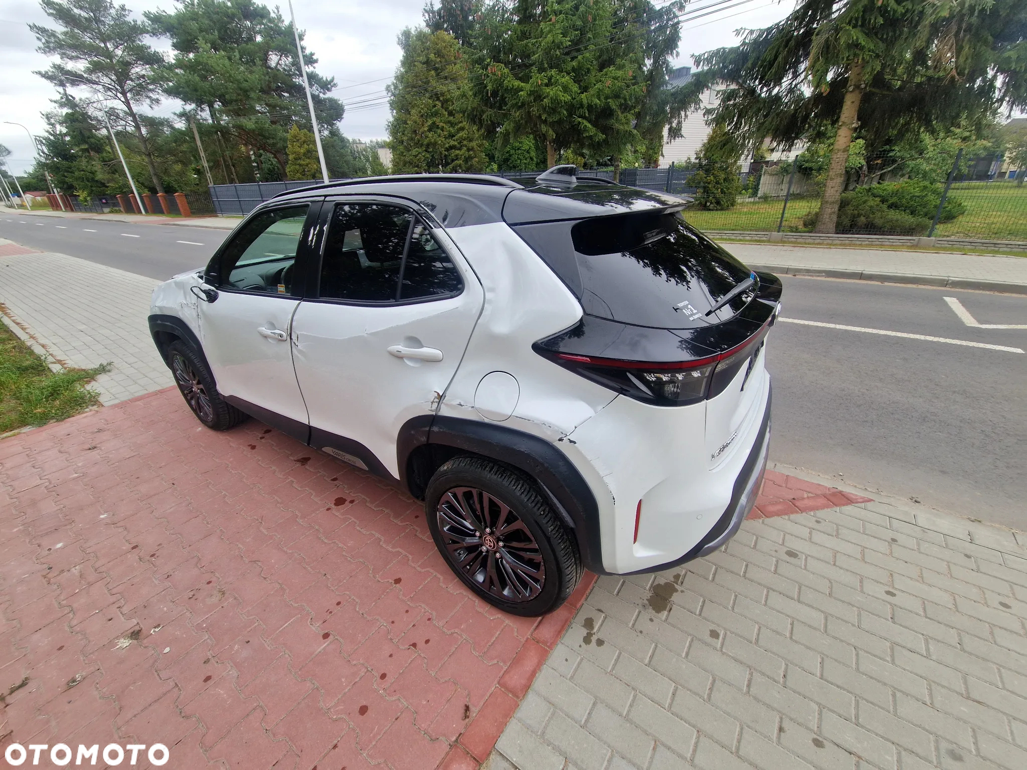 Toyota Yaris Cross Hybrid 1.5 Executive - 13